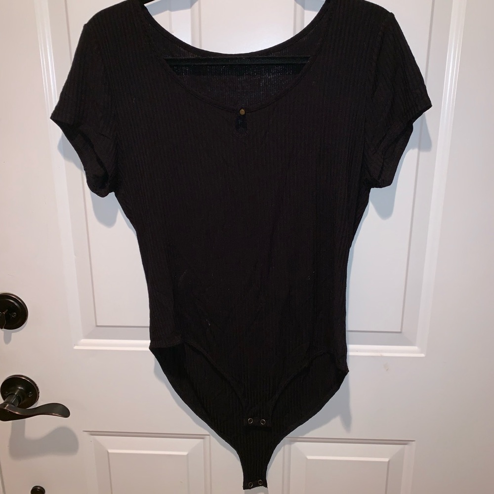 Black short sleeve bodysuit